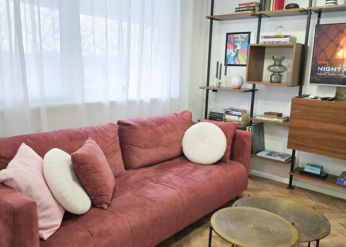 Urban Nest Near The Center Apartman *