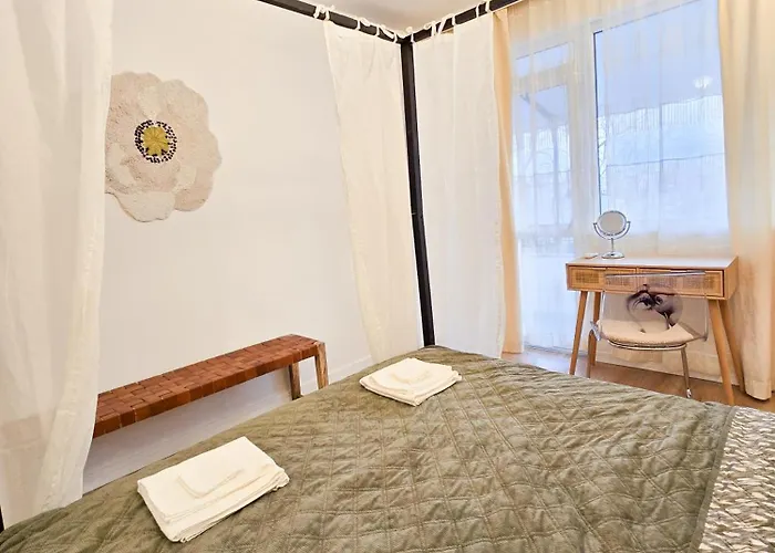 Urban Nest Near The Center * Várna