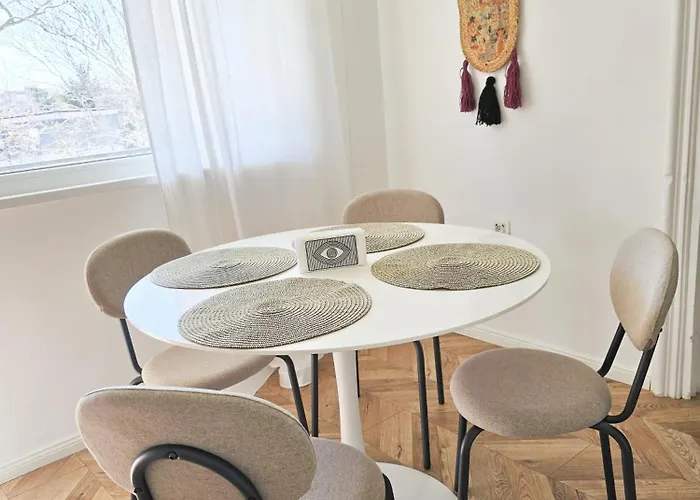 Urban Nest Near The Center Lägenhet Varna